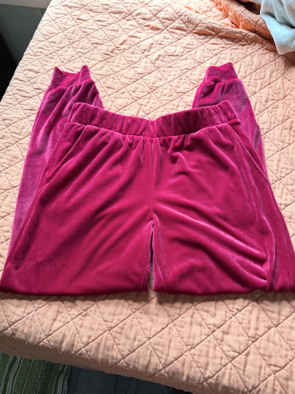 2 piece. Time and Tru Hot Pink Crewneck Sweatshirt and joggers